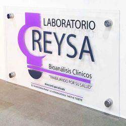 Impresión sobre Acrílico 3mm de 50x40 cms CMYKW Con  Corte 